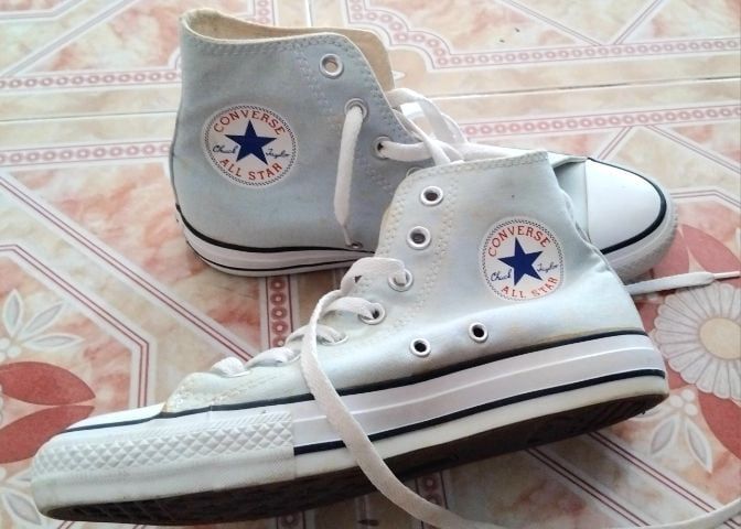 รองเท้าผ้าใบ ผ้าใบ UK 6 | EU 39 1/3 | US 7.5 ขาว ขาย Converse All Star Fresh Color High Top