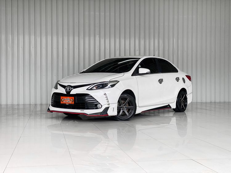Toyota Vios 2019 1.5 Mid Sedan เบนซิน เกียร์อัตโนมัติ ขาว