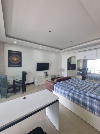 🔥 FULLY FURNISHED SPACIOUS STUDIO APARTMENT FOR SALE WITH A BEAUTIFUL SEAVIEW 🔥
 รูปที่ 4