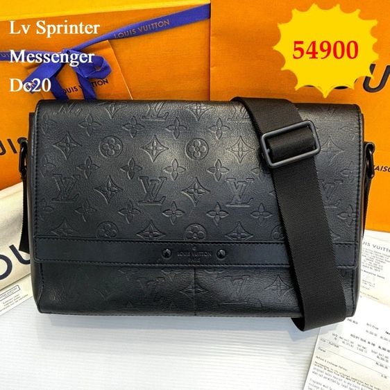 Louis Vuitton หนังแท้ ดำ กระเป๋าสะพายข้างผู้ชายLv Sprinter Messenger Dc20