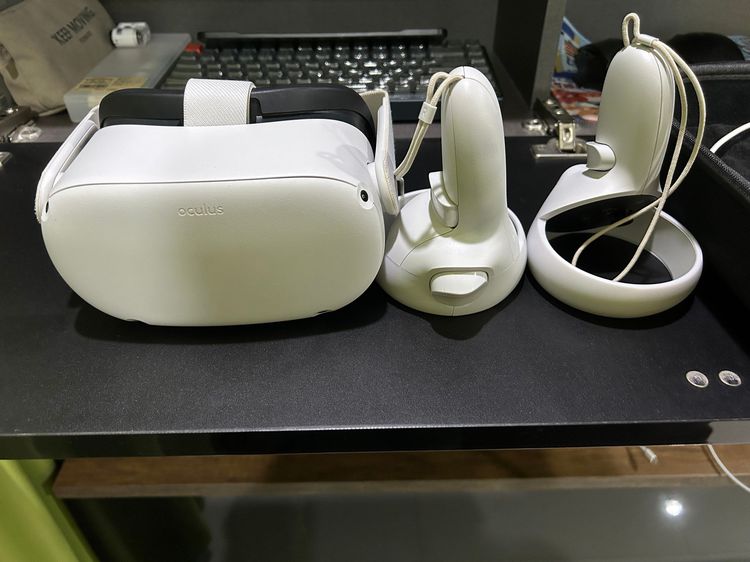 อื่นๆ เครื่องเล่น VR เชื่อมต่อไร้สายได้ แว่น Oculus Quest2 128 GB