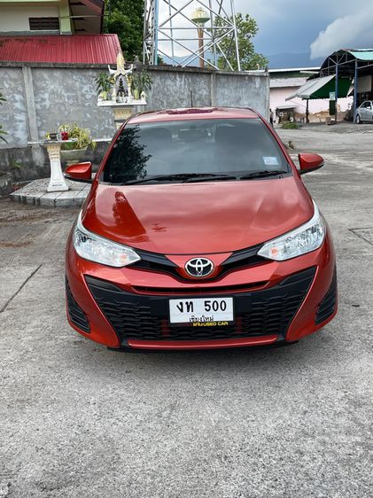 Toyota Yaris 2017 1.2 E Sedan เบนซิน ไม่ติดแก๊ส เกียร์อัตโนมัติ ส้ม รูปที่ 3