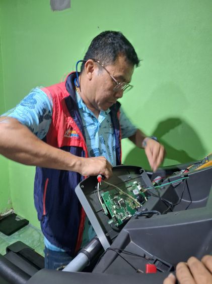 ช่างซ่อมลู่วิ่งไฟฟ้าTempo T903  ช่างซ่อมลู่วิ่งไฟฟ้านิมิตรใหม่ ซ่อมได้ทุกรุ่น ทุกยี่ห้อ ทุกอาการ บริการถึงบ้านท่านทั่วไทย รูปที่ 6