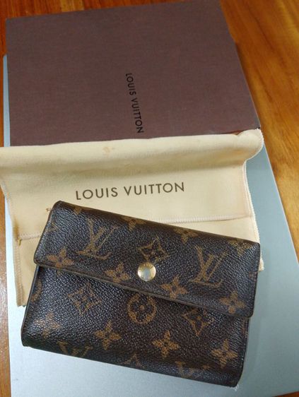 กระเป๋าสตางค์ Louis Vuitton แท้โมโนแกรม 3 พับ เจ้าของขายเอง  รูปที่ 17
