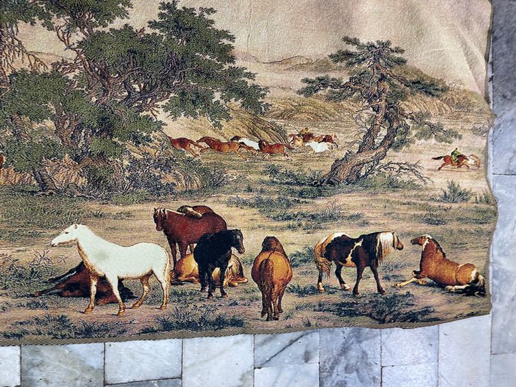 ภาพปัก ม้าป่า ผืนยาวสะสม รูปที่ 5