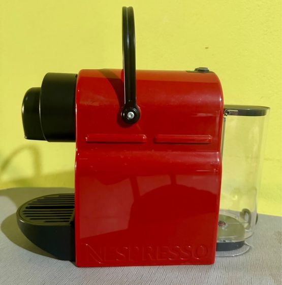 NESPRESSO เครื่องชงกาแฟแคปซูล (1,260 วัตต์,สีแดง) 