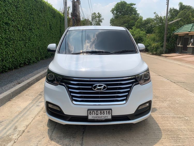 Hyundai H-1  2019 2.5 GRAND STAREX Van ดีเซล ไม่ติดแก๊ส เกียร์อัตโนมัติ ขาว รูปที่ 2