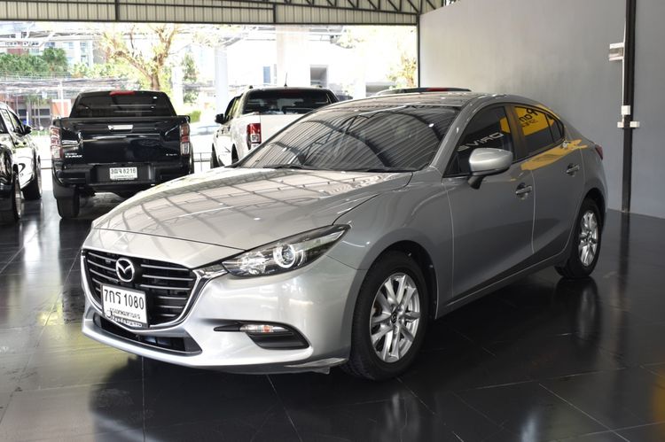 Mazda Mazda3 2018 2.0 E Sedan เบนซิน ไม่ติดแก๊ส เกียร์อัตโนมัติ บรอนซ์เงิน รูปที่ 3
