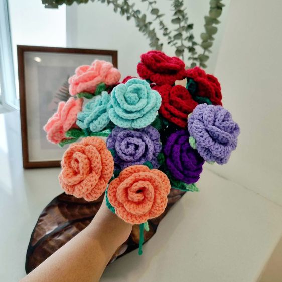 Crochet ดอกกุหลาบไหมพรม ช่อดอกกุหลาบ งานฝีมือ รูปที่ 3
