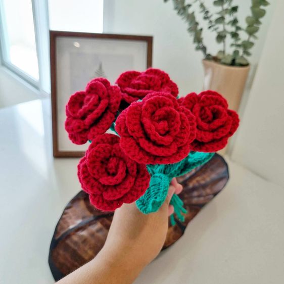 Crochet ดอกกุหลาบไหมพรม ช่อดอกกุหลาบ งานฝีมือ รูปที่ 4