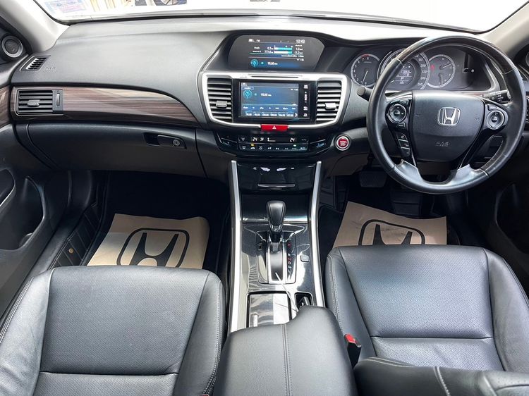 Honda Accord 2018 2.0 EL Sedan เบนซิน ไม่ติดแก๊ส เกียร์อัตโนมัติ ขาว รูปที่ 2