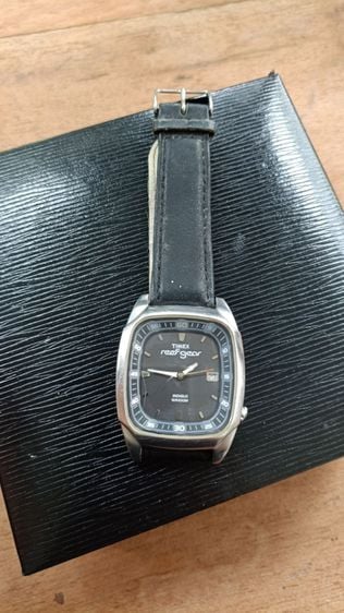 Timex นาฬิกา ระบบถ่านเดินปกติ ขายตามสภาพ 450 บ. รวมส่ง
