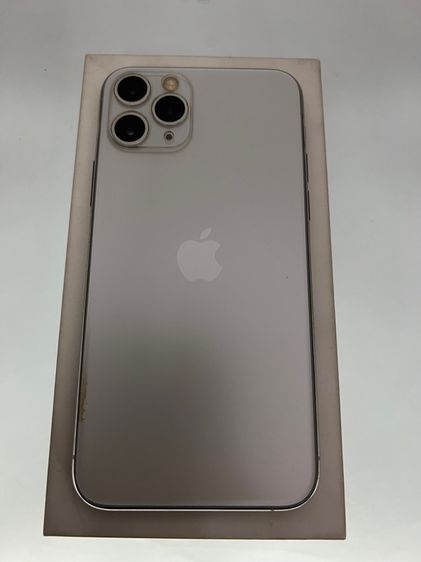 ขาย iPhone 11 Pro 64gb สีขาว สภาพสวย จอแท้ จอสวย สุขภาพแบต100 สแกนใบหน้าได้ รีเซ็ตได้ ไม่ติดไอคราว อุปกรณ์ครบ 