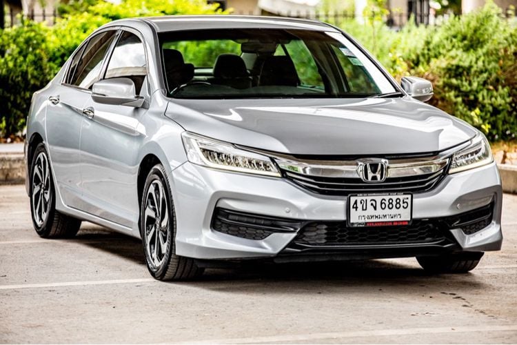 Honda Accord 2016 2.0 EL Sedan เบนซิน ไม่ติดแก๊ส เกียร์อัตโนมัติ เทา