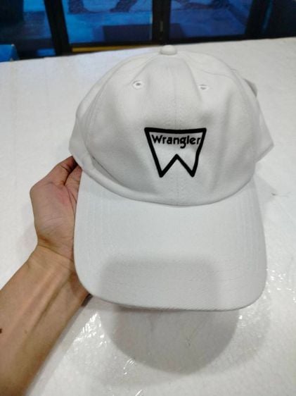 หมวกแก๊ป Wrangler สีขาว สภาพใหม่