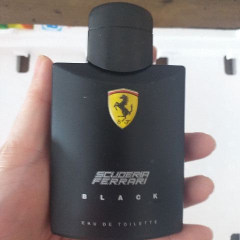 น้ำหอมแท้ราคาคุยกันได้ Ferrari black EDT 125ml 