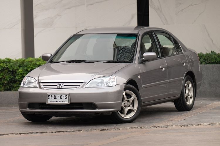 Honda Civic 2002 1.7 VTi Sedan เบนซิน ไม่ติดแก๊ส เกียร์ธรรมดา เทา รูปที่ 1