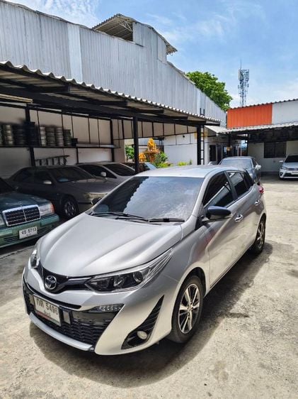 Toyota Yaris 2019 1.2 G Plus Van เบนซิน ไม่ติดแก๊ส เกียร์อัตโนมัติ เทา