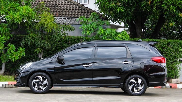 Honda Mobilio 2015 1.5 RS Utility-car เบนซิน ไม่ติดแก๊ส เกียร์อัตโนมัติ ดำ รูปที่ 3