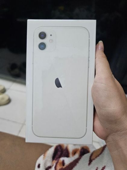iPhone 11 64GB สีขาว 

