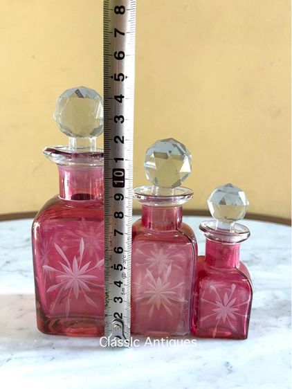 ขวดน้ำหอม แก้วเจียลาย สะสมA1 รูปที่ 6