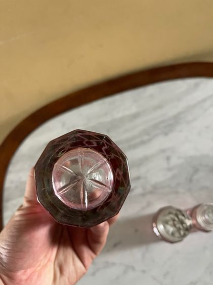 ขวดน้ำหอม แก้วเจียลาย สะสมA2 รูปที่ 4