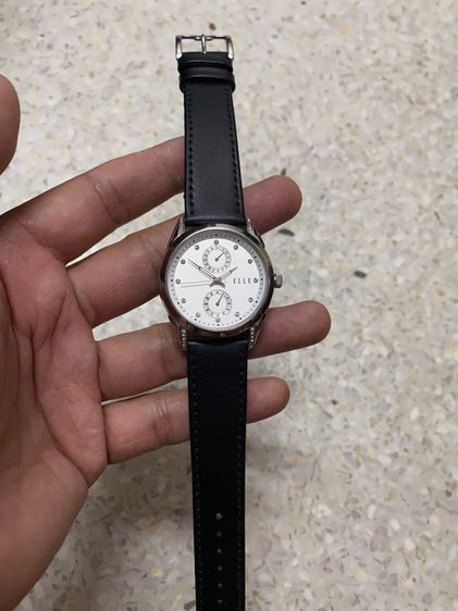 นาฬิกายี่ห้อ ELLE  ควอทซ์  ของแท้มือสอง สแตนเลส สายเปลี่ยนใหม่หัวสายเดิม  900฿ รูปที่ 4