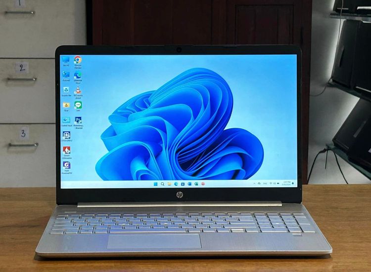 (7649) HP Laptops 15s-eq0000au Ram8