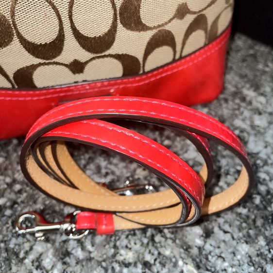 กระเป๋าสะพายCoach แท้ สีแดง รูปที่ 7