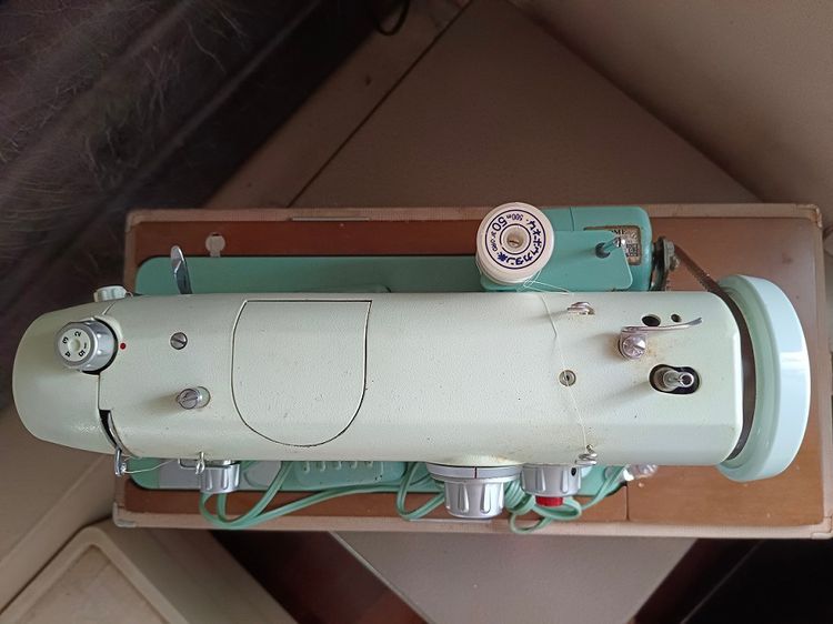 ขายจักรเย้บผ้า  janome  vintage รูปที่ 4