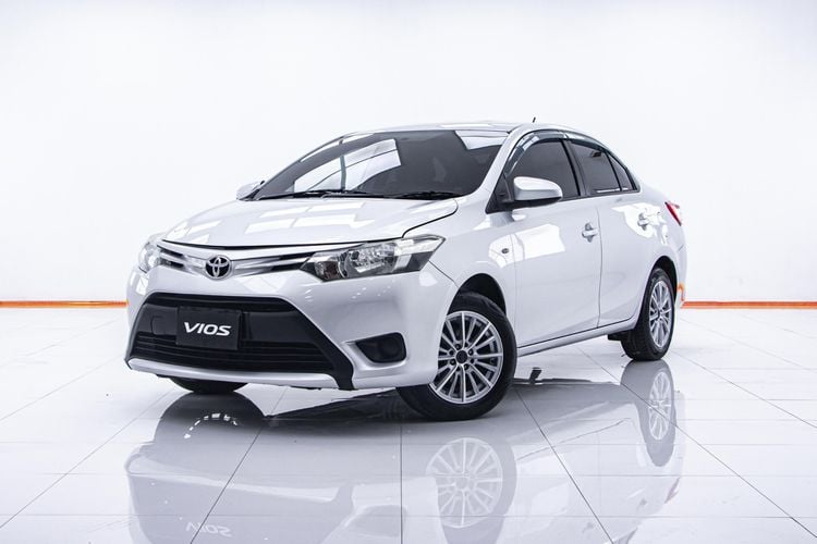 Toyota Vios 2013 1.5 J Sedan เบนซิน ไม่ติดแก๊ส เกียร์อัตโนมัติ ขาว รูปที่ 4