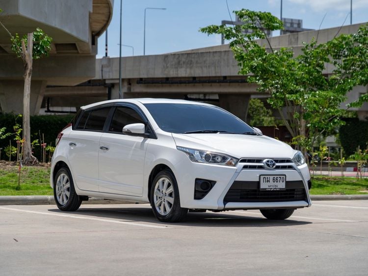 Toyota Yaris 2017 1.2 G Sedan เบนซิน ไม่ติดแก๊ส เกียร์อัตโนมัติ ขาว