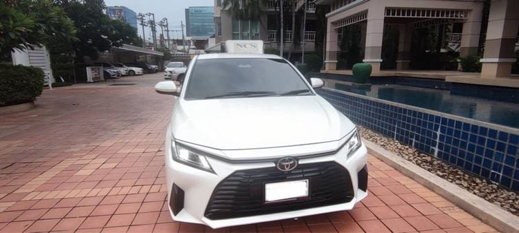 Toyota Yaris ATIV 2022 1.2 Premium Sedan เบนซิน ไม่ติดแก๊ส เกียร์อัตโนมัติ ขาว รูปที่ 1