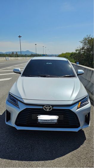 Toyota Yaris 2022 1.2 Premium Sedan เบนซิน ไม่ติดแก๊ส เกียร์อัตโนมัติ ขาว