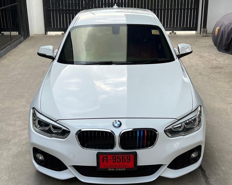 BMW Series 1 2016 118i Sedan เบนซิน ไม่ติดแก๊ส เกียร์อัตโนมัติ ขาว รูปที่ 2