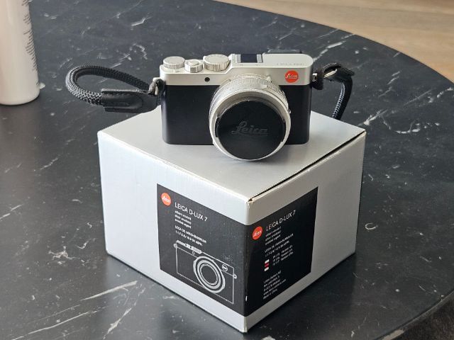 ยี่ห้ออื่นๆ กล้องคอมแพค ไม่กันน้ำ Leica D-Lux 7