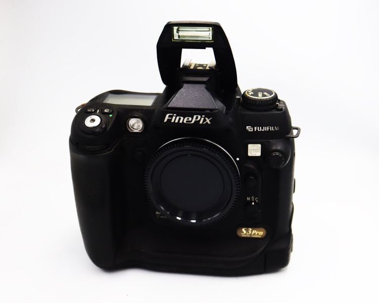 Fujifilm FinePix S3 Pro DSLR Camera Nikon F Mount, Super CCD SR 12.3MP sensor FinePix S3Pro S Series Compatibile with Nikon F-mount Lens 