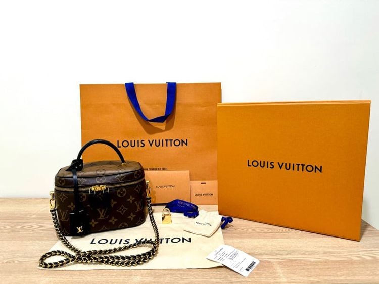 Louis Vuitton หนังแท้ หญิง น้ำตาล LV Vanity PM 2022