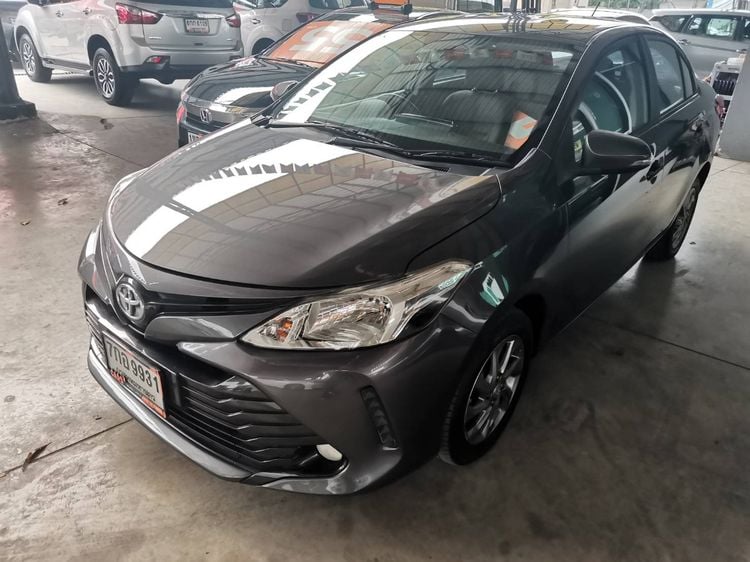 Toyota Vios 2018 1.5 E Sedan เบนซิน ไม่ติดแก๊ส เกียร์อัตโนมัติ เทา