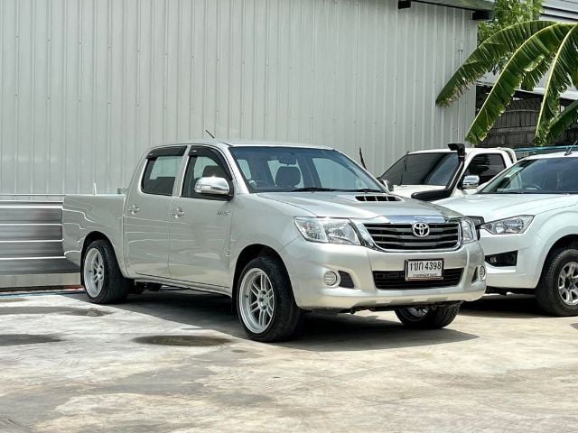 Toyota Vigo CHAMP D-Cab 2.5 Plus MT