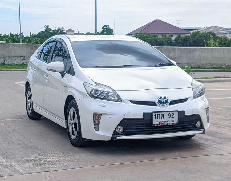 Toyota Prius 2013 1.8 Hybrid Top Option Grade Sedan ไฮบริด ไม่ติดแก๊ส เกียร์อัตโนมัติ ขาว