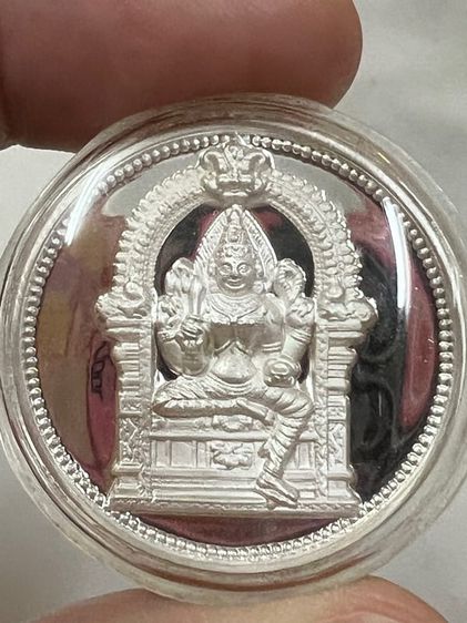 เหรียญพระแม่อุมาเทวี หลังพระพิฆเนศ วัดแขก สีลม ปี 2553