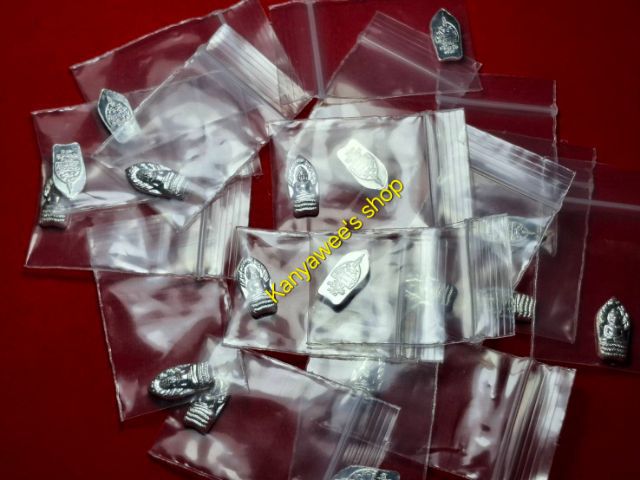 พระนาคปรกใบมะขาม หลวงพ่อคูณ ปริสุทโธ 72  รุ่น เมตตาชายแดน ปี 2537  เนื้อเงิu รูปที่ 5