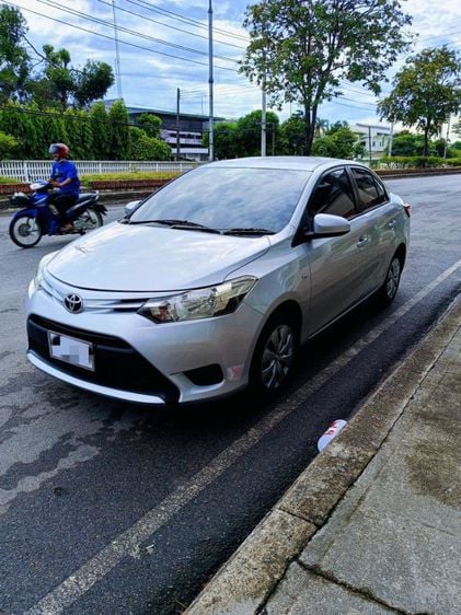 Toyota Vios 2013 1.5 J Sedan เบนซิน ไม่ติดแก๊ส เกียร์อัตโนมัติ เทา