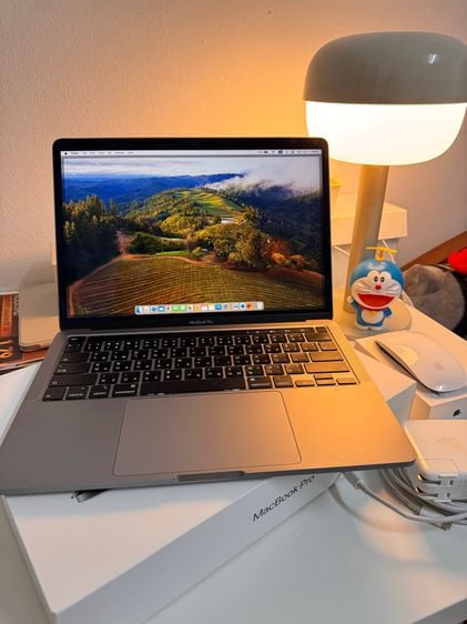 Apple Macbook Pro 13 Inch แมค โอเอส 8 กิกะไบต์ อื่นๆ ไม่ใช่ Macbook Pro 2020