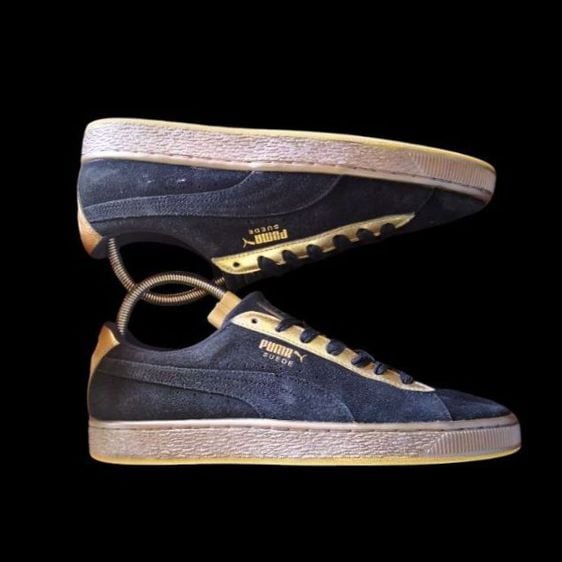 รองเท้าผ้าใบ หนังแท้ UK 8 | EU 42 | US 8.5 ดำ   Puma suede Classic x Chain Five Anniversary size 41 ยาว 26.5 cm    41 26.5 cm.