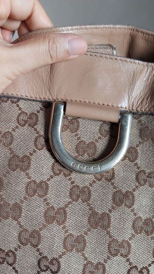 กระเป๋า Gucci แท้ ทรงสะพายไหล่ รูปที่ 8