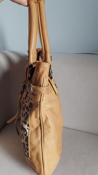 กระเป๋า galliano ของแท้ งานหายาก งานสะสม รูปที่ 2