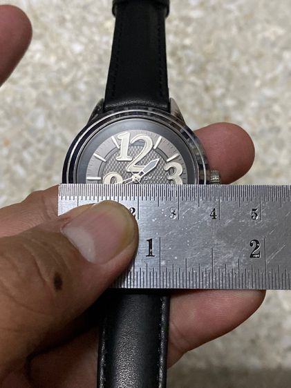 นาฬิกายี่ห้อ DKNY  ของแท้มือสอง สแตนเลสสายหนังเปลี่ยนใหม่  900฿ รูปที่ 7