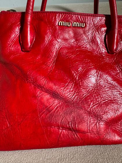 กระเป๋า Miu Miu ของแท้ สีแดงส้ม รูปที่ 2